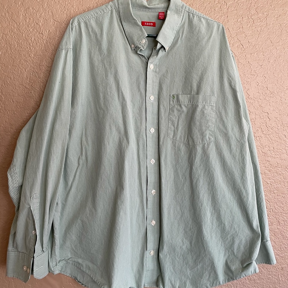 IZOD Men’s Button Down